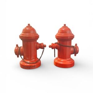 Vintage Disneyland Red Fire Hydrant Salt & Pepper Shakers Japan Disney Souvenir